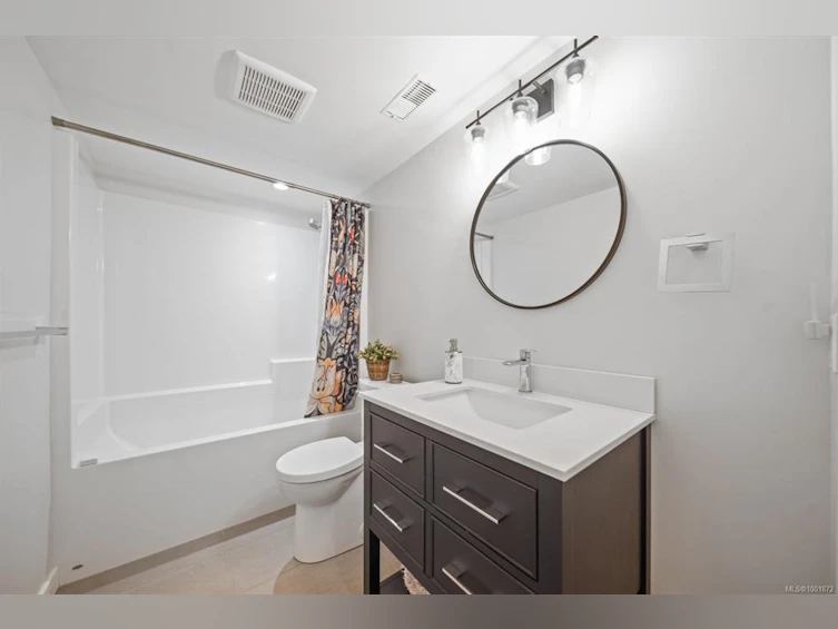 8077 Northwind Drive, Nanaimo, BC, V0R 2H0 - 50