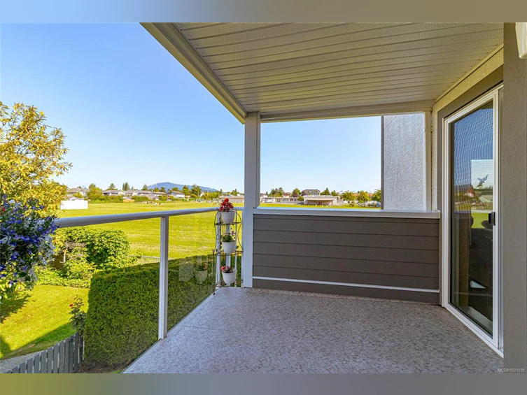 201-2278 James White Boulevard, Sidney, BC, V8L 1Z4 - 23