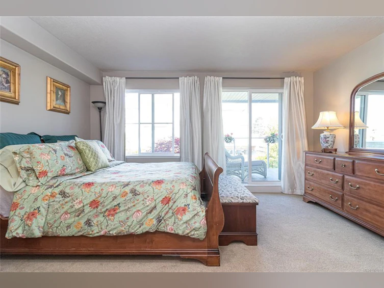 201-2278 James White Boulevard, Sidney, BC, V8L 1Z4 - 14