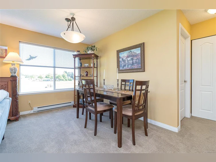 201-2278 James White Boulevard, Sidney, BC, V8L 1Z4 - 8