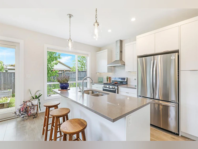 79-2607 Kendal Avenue, Cumberland, BC, V0R 1S0 - 11