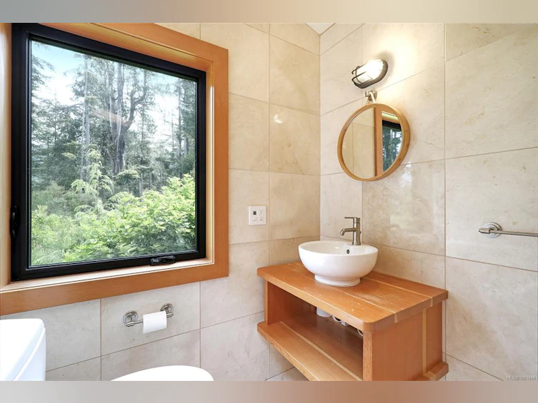 0 Neilson Island, Tofino, BC, V0R 2Z0 - 55