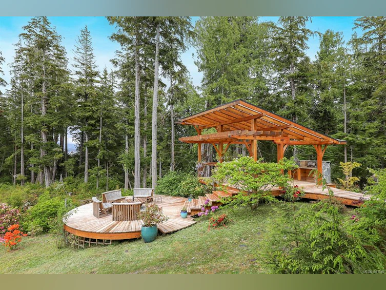 0 Neilson Island, Tofino, BC, V0R 2Z0 - 38