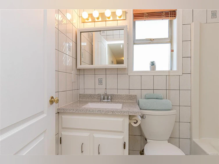 1571 Juan De Fuca Boulevard, French Creek, BC, V9P 1Y2 - 30