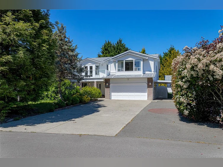 1571 Juan De Fuca Boulevard, French Creek, BC, V9P 1Y2 - 11