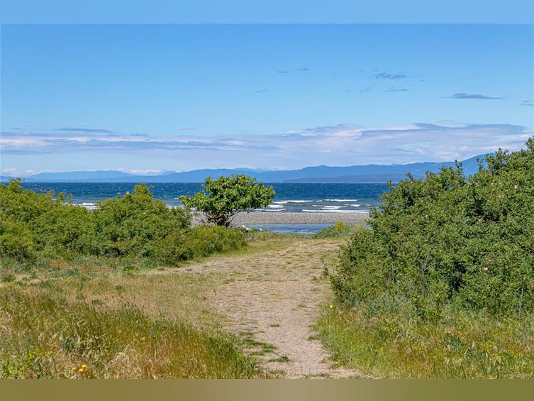 1571 Juan De Fuca Boulevard, French Creek, BC, V9P 1Y2 - 56
