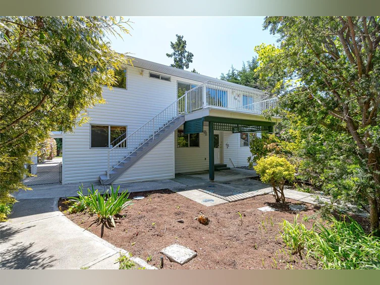 1571 Juan De Fuca Boulevard, French Creek, BC, V9P 1Y2 - 45