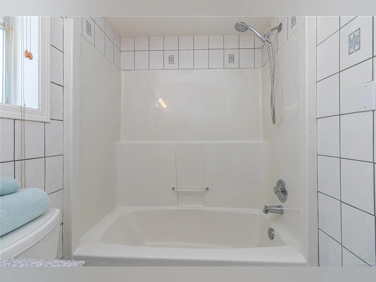 1571 Juan De Fuca Boulevard, French Creek, BC, V9P 1Y2 - 31