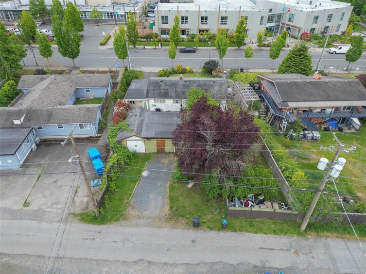 129 E Jensen Avenue, Parksville, BC, V9P 1S3 - 3