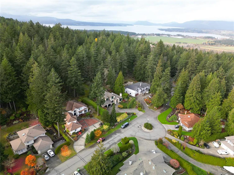 8844 Carmanah Terrace, North Saanich, BC, V8L 5E9 - 41