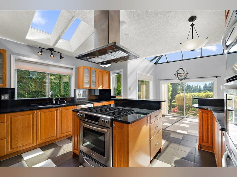 8844 Carmanah Terrace, North Saanich, BC, V8L 5E9 - 16