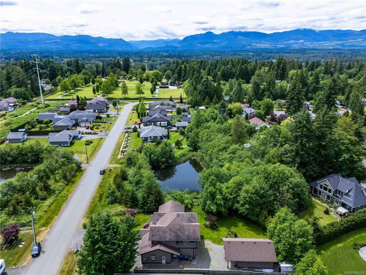 2860 Gatehouse Place, Courtenay, BC, V9N 4B3 - 9