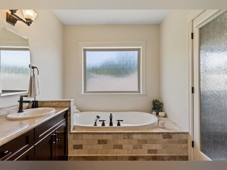 2860 Gatehouse Place, Courtenay, BC, V9N 4B3 - 38