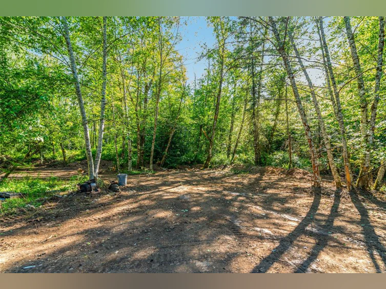 3182 Melon Road, Hilliers, BC, V9K 2J5 - 26