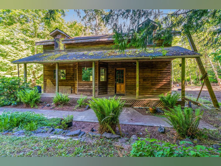 3182 Melon Road, Hilliers, BC, V9K 2J5 - 24