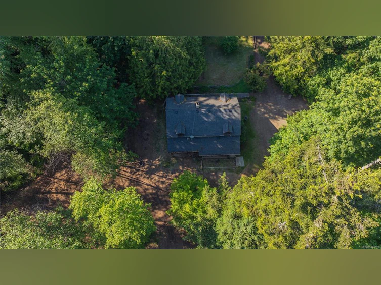3182 Melon Road, Hilliers, BC, V9K 2J5 - 52