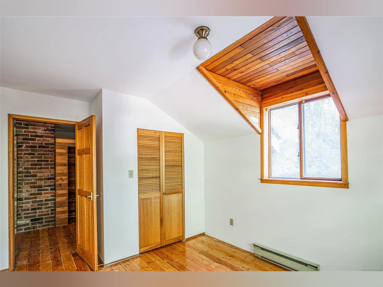 3182 Melon Road, Hilliers, BC, V9K 2J5 - 42