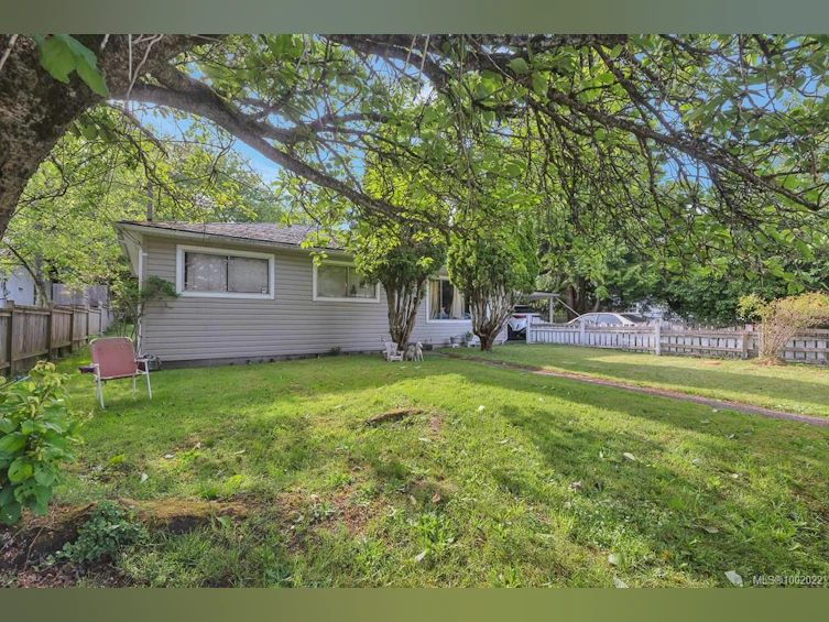 307, 311,315 Holly Avenue, Nanaimo, BC, V9S 3M3 - 8