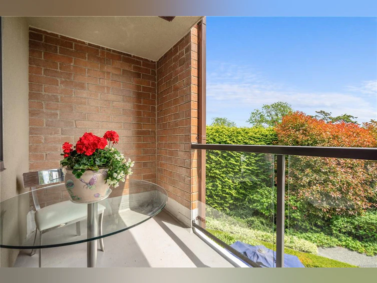 T103-105 E Gorge Road, Victoria, BC, V9A 6Z3 - 11
