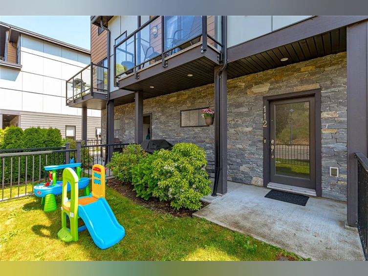 112-687 Strandlund Avenue, Langford, BC, V9B 3G2 - 33