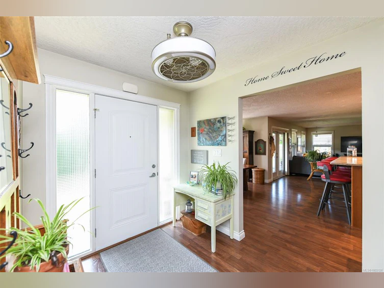 4721 Cruickshank Place, Courtenay, BC, V9N 4B6 - 3