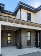 38 (Sl101) 1175 Resort Drive