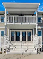 203 B 1224 Richardson Street
