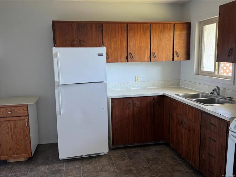 3456 Seacloud Road, Saltair, BC, V0R 1K2 - 3