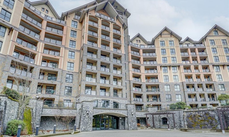 213-1400 Lynburne Place