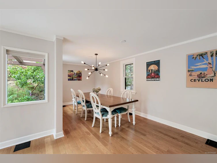 1630 York Place, Oak Bay, BC, V8R 5X2 - 29