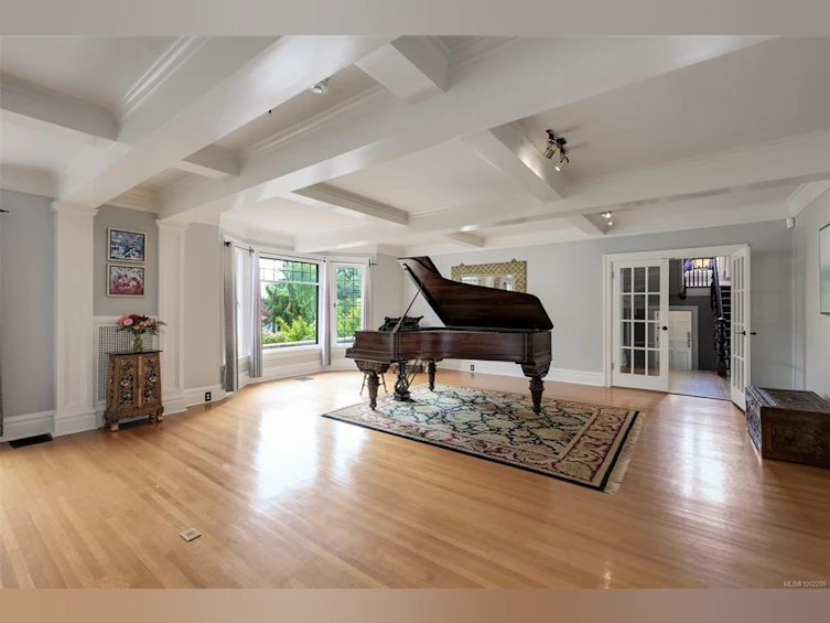 1630 York Place, Oak Bay, BC, V8R 5X2 - 18