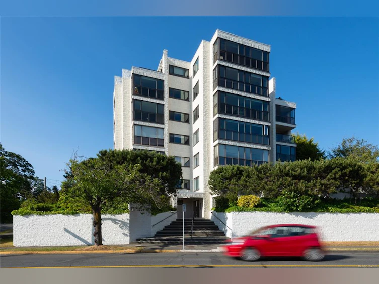 503-1204 Fairfield Road, Victoria, BC, V8V 3B2