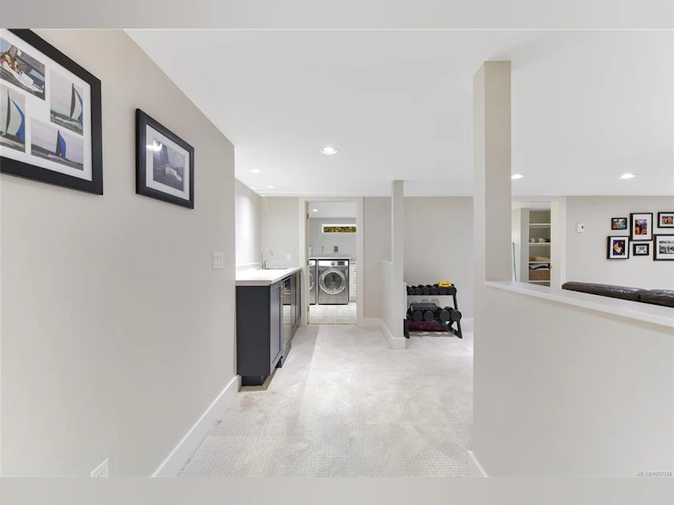 2350 Nottingham Road, Oak Bay, BC, V8R 6C1 - 50