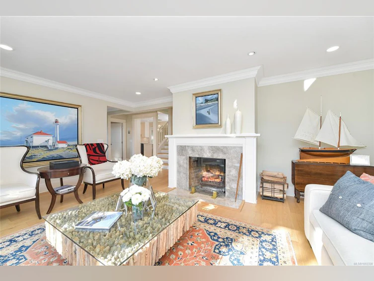 2350 Nottingham Road, Oak Bay, BC, V8R 6C1 - 5