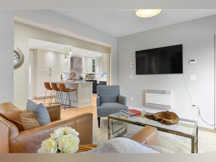2350 Nottingham Road, Oak Bay, BC, V8R 6C1 - 21