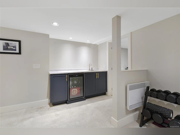 2350 Nottingham Road, Oak Bay, BC, V8R 6C1 - 51