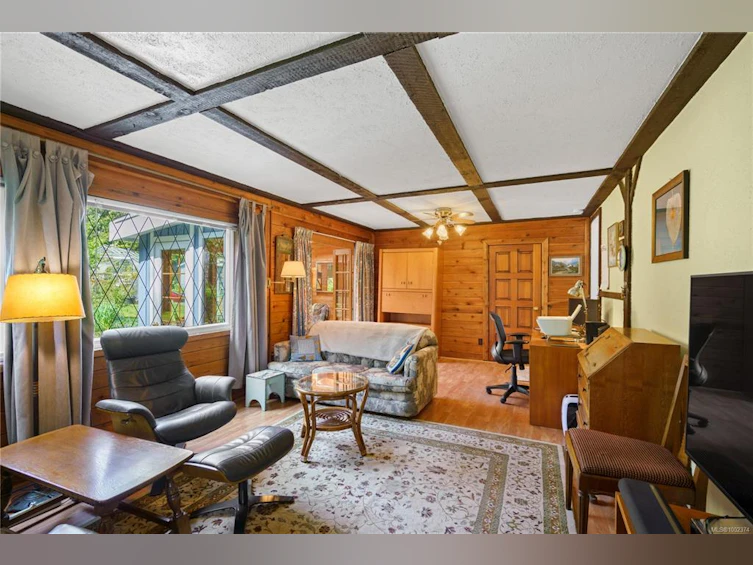 10270 Resthaven Drive, Sidney, BC, V8L 3H4 - 20