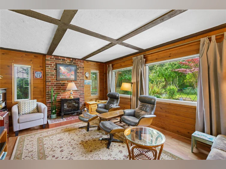 10270 Resthaven Drive, Sidney, BC, V8L 3H4 - 19