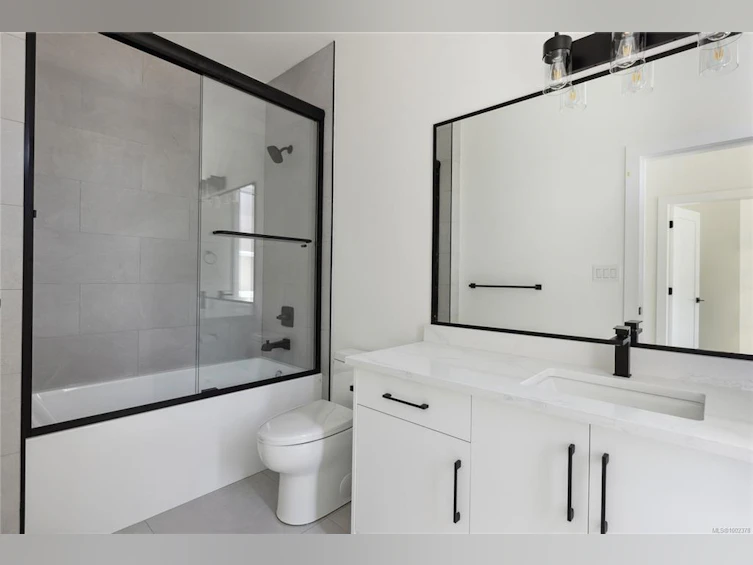 3330 Woodrush Drive, Duncan, BC, V1L 0M5 - 36