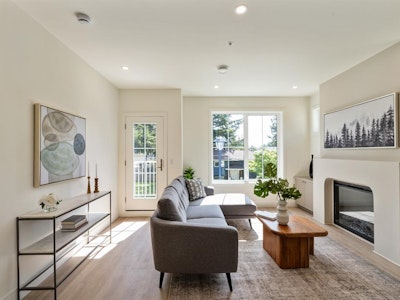 16-2770 Vantilburg Crescent - 2