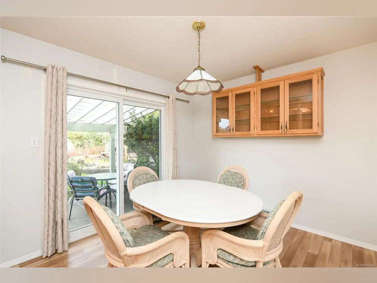 1400 Dogwood Avenue, Comox, BC, V9M 2Z5 - 21