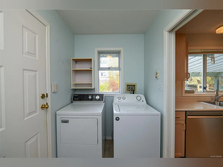 1400 Dogwood Avenue, Comox, BC, V9M 2Z5 - 31