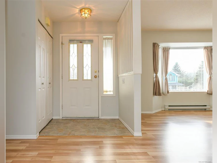 1400 Dogwood Avenue, Comox, BC, V9M 2Z5 - 11
