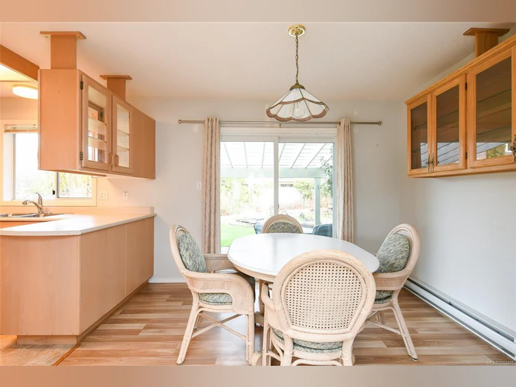 1400 Dogwood Avenue, Comox, BC, V9M 2Z5 - 20