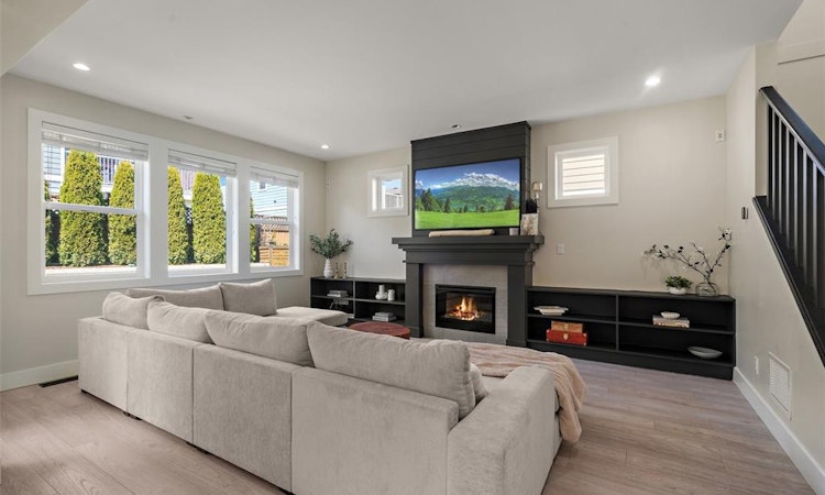 6548 Callumwood Lane