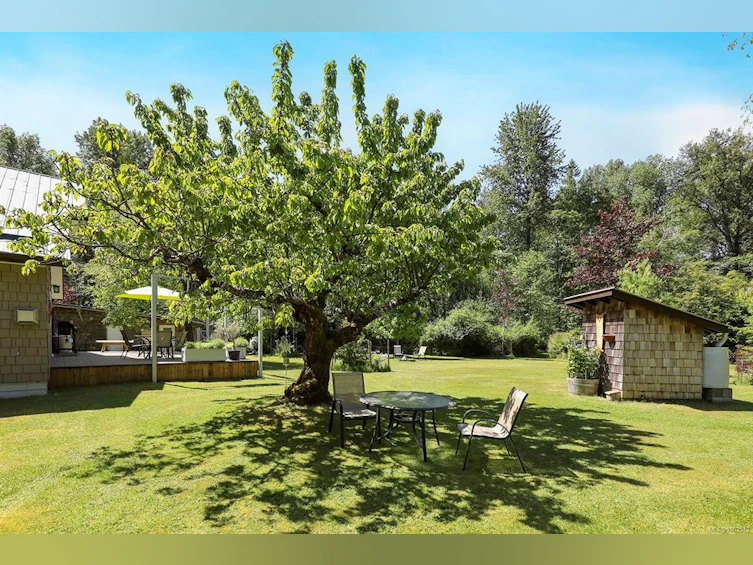 2470 Sackville Road, Black Creek, BC, V0R 2M0 - 53
