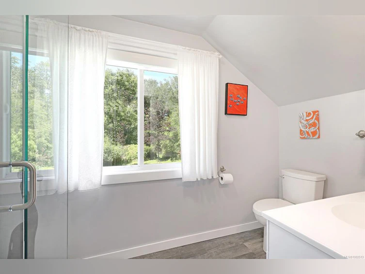 2470 Sackville Road, Black Creek, BC, V0R 2M0 - 36
