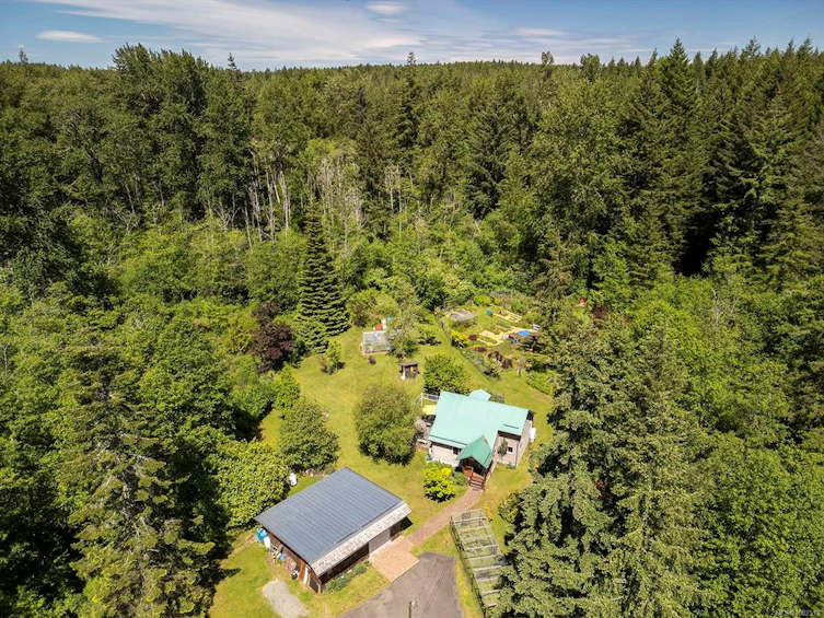 2470 Sackville Road, Black Creek, BC, V0R 2M0 - 79
