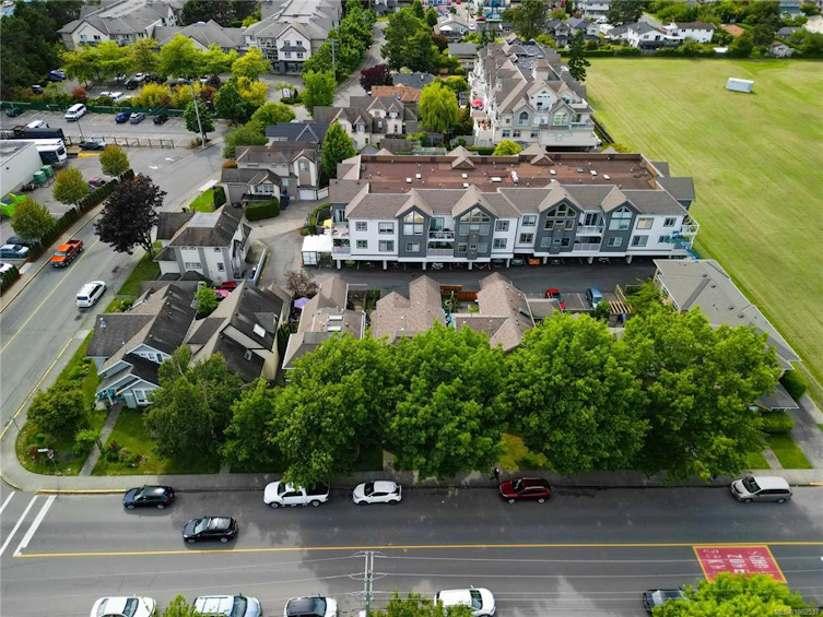 9864 Seventh Street, Sidney, BC, V8L 2V7 - 28