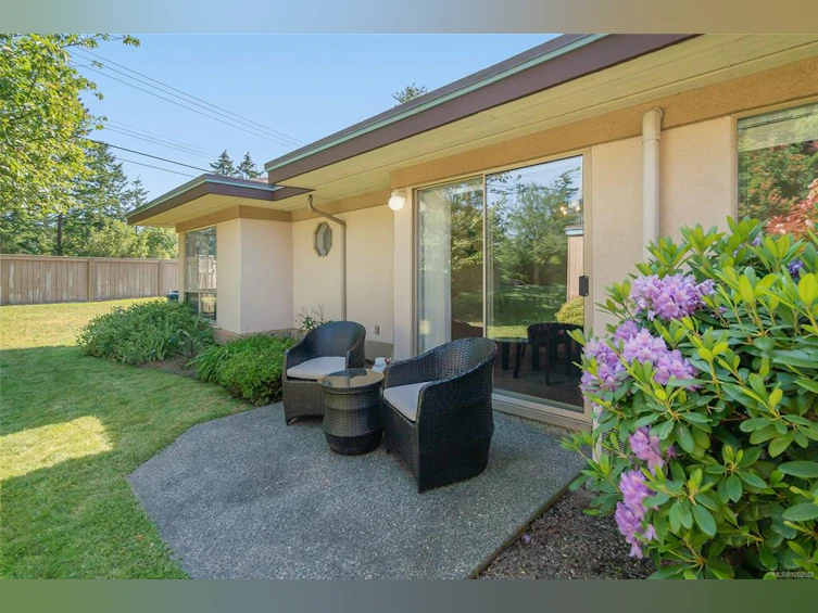 18-310 N Pym Street, Parksville, BC, V9P 2P4 - 21
